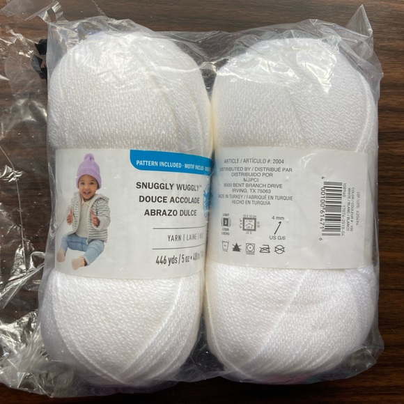 Snuggly Wuggly Yarn by Loops and Threads - Set of 2 π§Άπ§΅β¨ - Picture 5 of 5